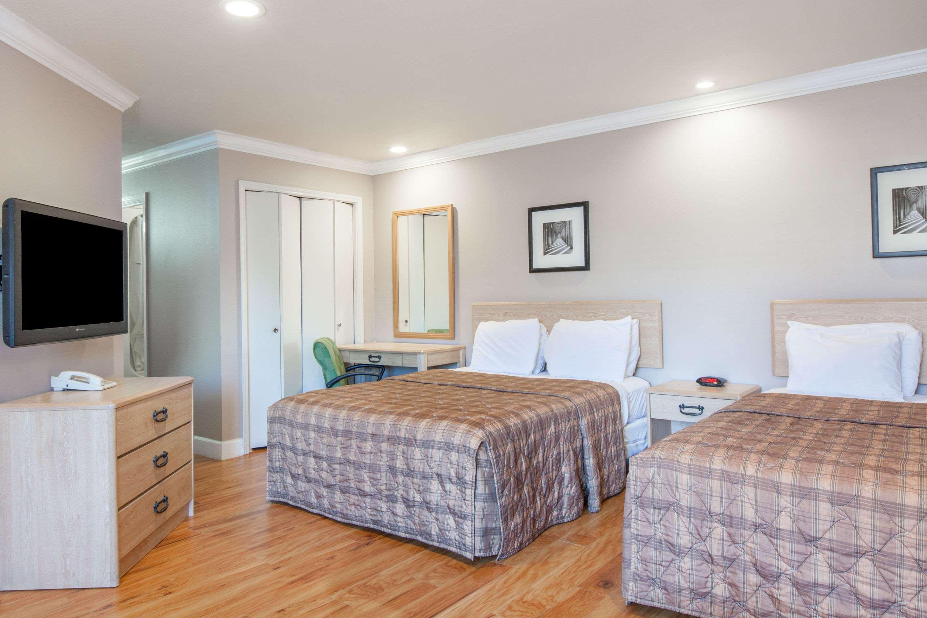 Days Inn By Wyndham San Francisco S/Oyster Point Airport Selatan San Francisco Luaran gambar