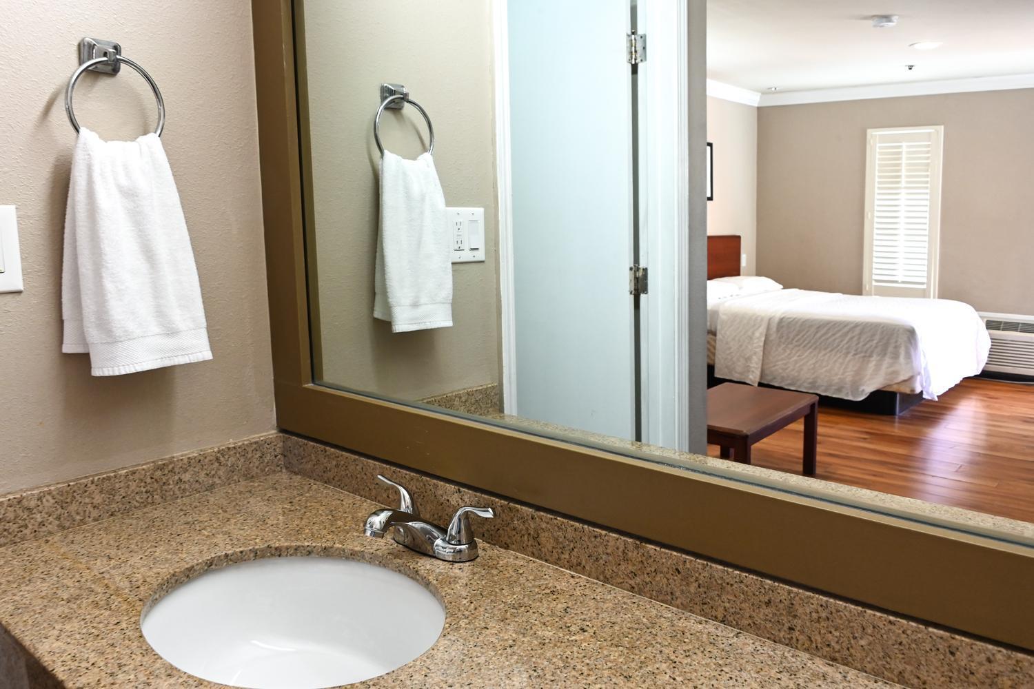 Days Inn By Wyndham San Francisco S/Oyster Point Airport Selatan San Francisco Luaran gambar