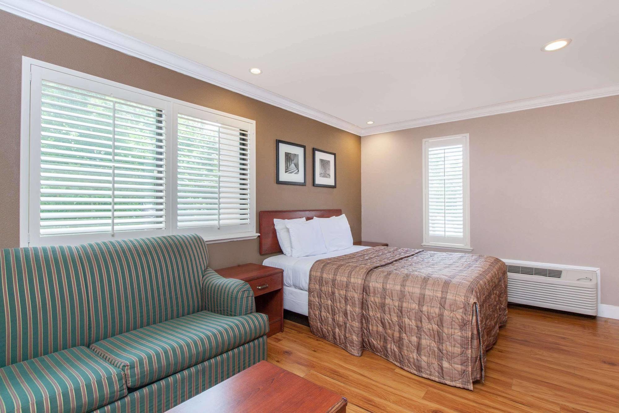 Days Inn By Wyndham San Francisco S/Oyster Point Airport Selatan San Francisco Luaran gambar